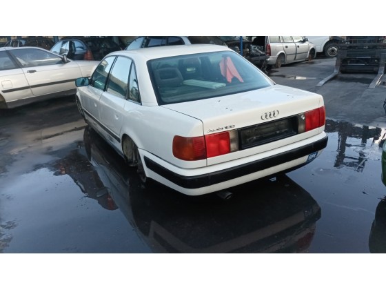 Audi A100 1.6 gasolina 1993 para peças